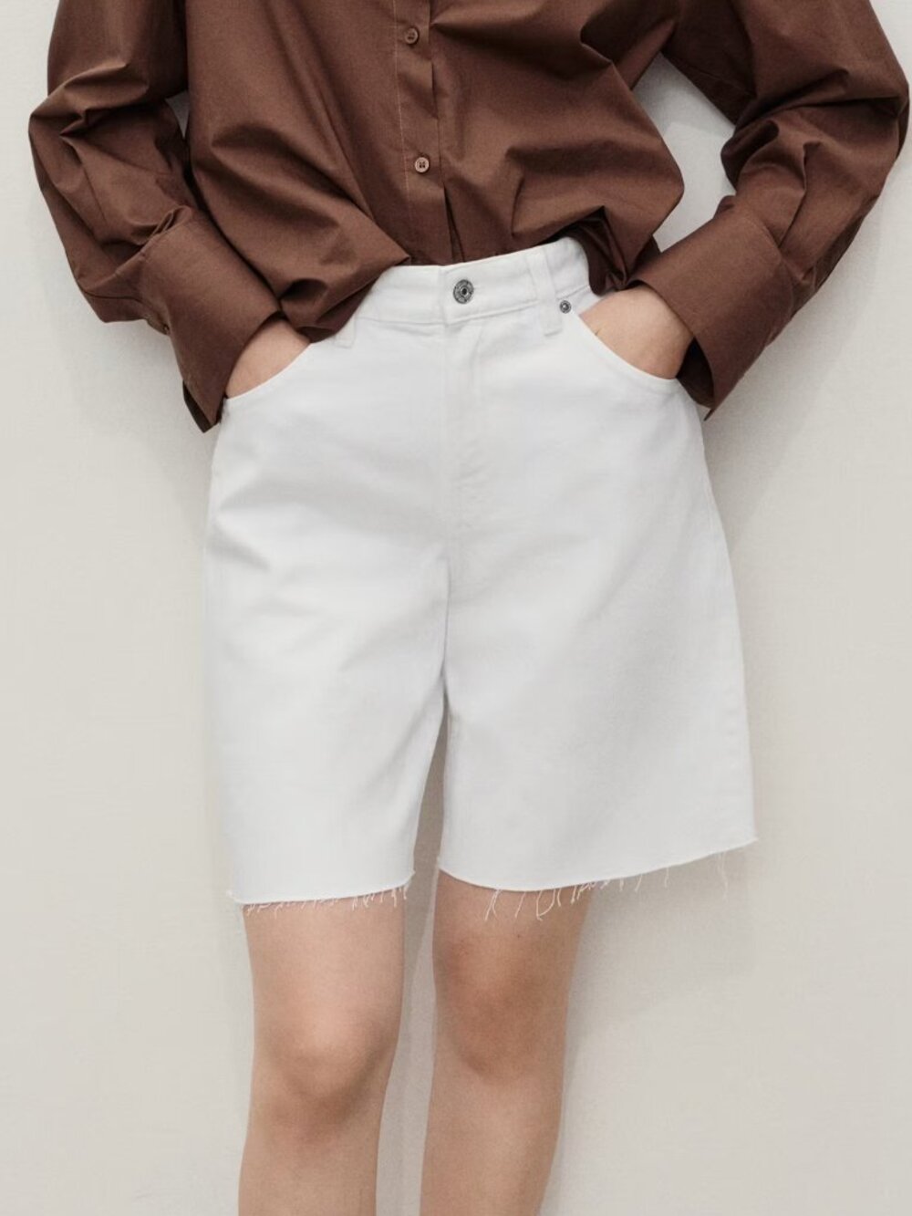 MANGO | White Denim Cutoff Bermuda Shorts (size 8)